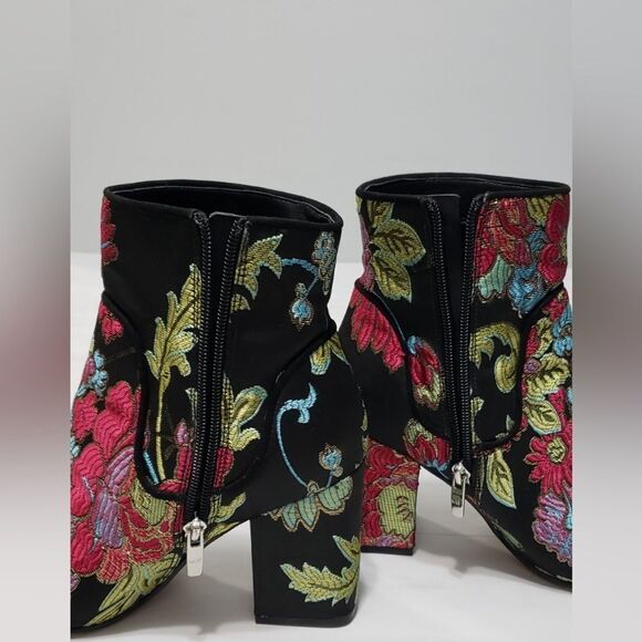 𝅺MARC Fisher Jana Floral Jacquard Boots - Picture 9 of 13